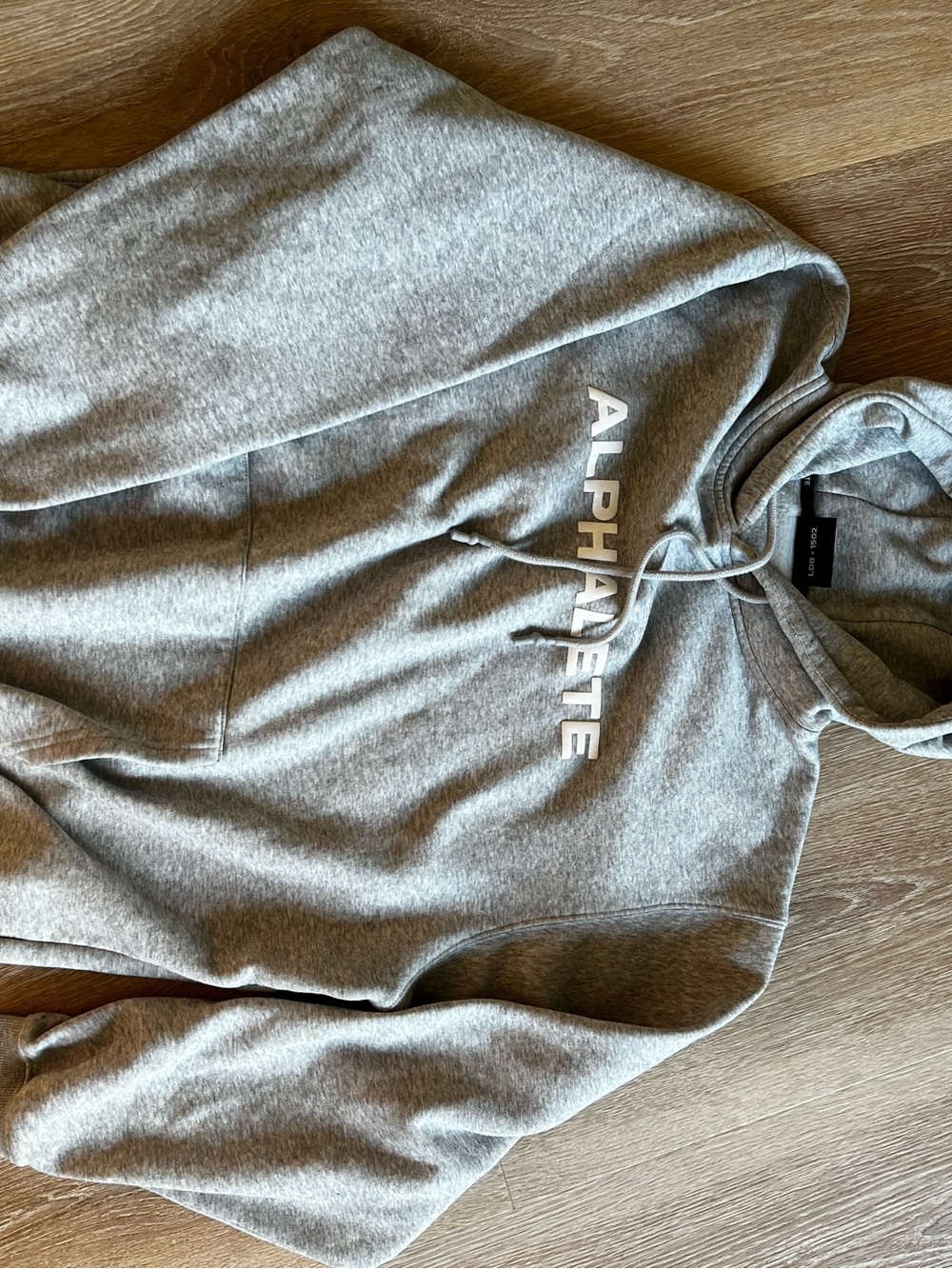 Alphalete Light Grey Logo Pullover